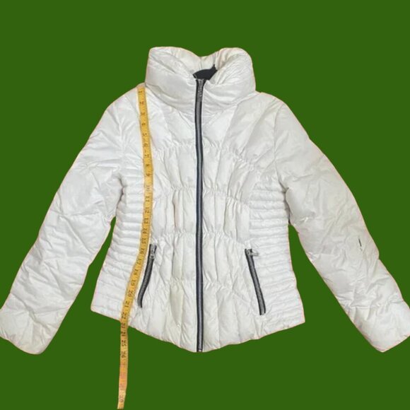 GUESS White Down & Feather Puffer Jacket – Size L (Lightweight Warm Winter Coat) - Picture 6 of 11